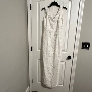 Lilly Pulitzer - white beaded neck sleeveless lace maxi dress - Size 4